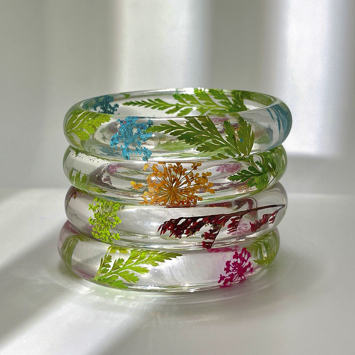 Ins daisy transparent Bracelet wide face personalized acrylic color bracelet set